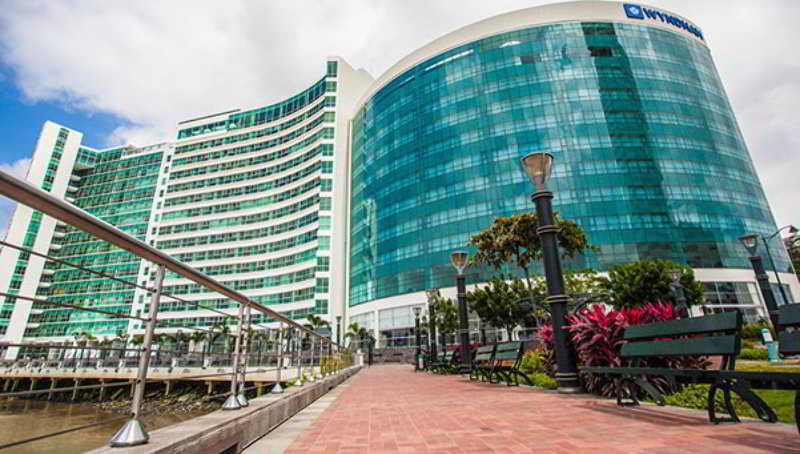 Wyndham Guayaquil, Puerto Santa Ana Hotel Exterior photo